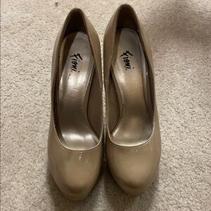 FIONI Clothing Beige Heels